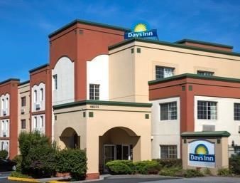 Days Inn By Wyndham Fremont Exterior photo